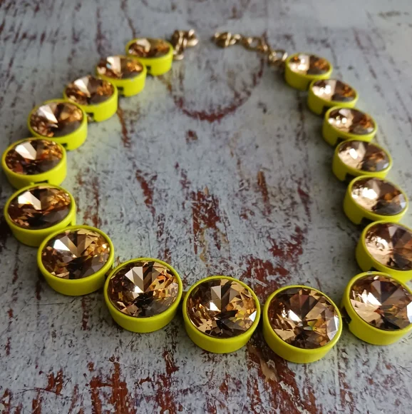 Vintage J. Crew Chain Bezel Citrine Brulee ,neon Green , Rhinestones Necklace - Picture 2 of 8